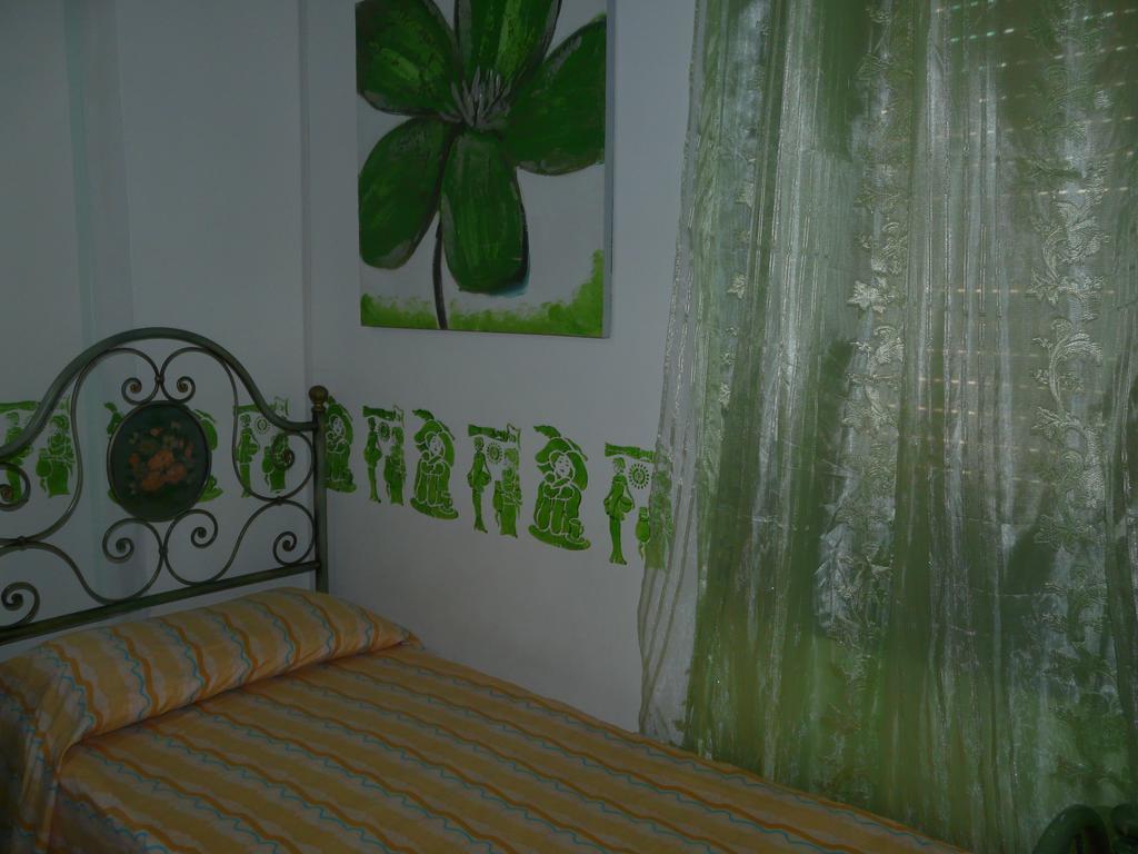 Messina Break Bed & Breakfast Bagian luar foto